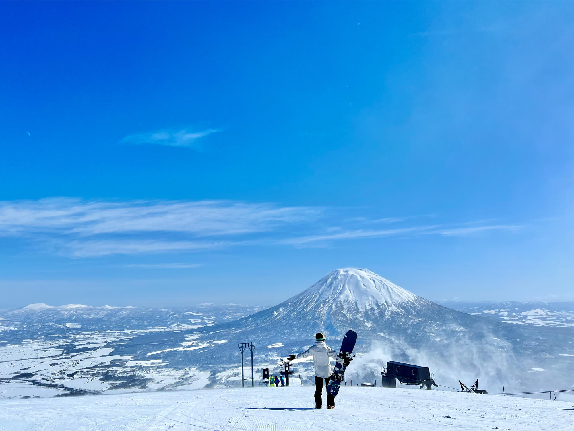 Ski Bliss Awaits: Hotel＆ Ski Package: Stay 3 Nights at Sapporo, Ski Bus, and Lift Ticket Included! image
